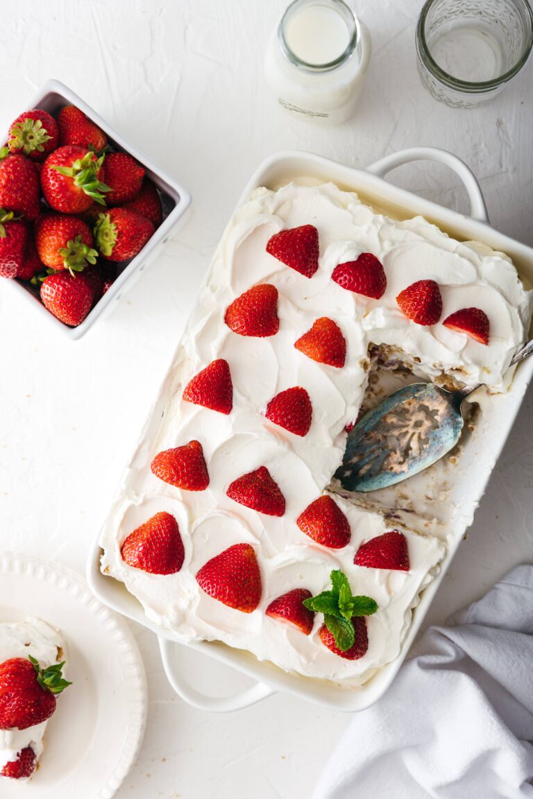 Frosty Friday: Strawberry Cream Cheese Icebox Cake (Old-Fashioned? Classic? Who Even Knows, But It’s Delicious)