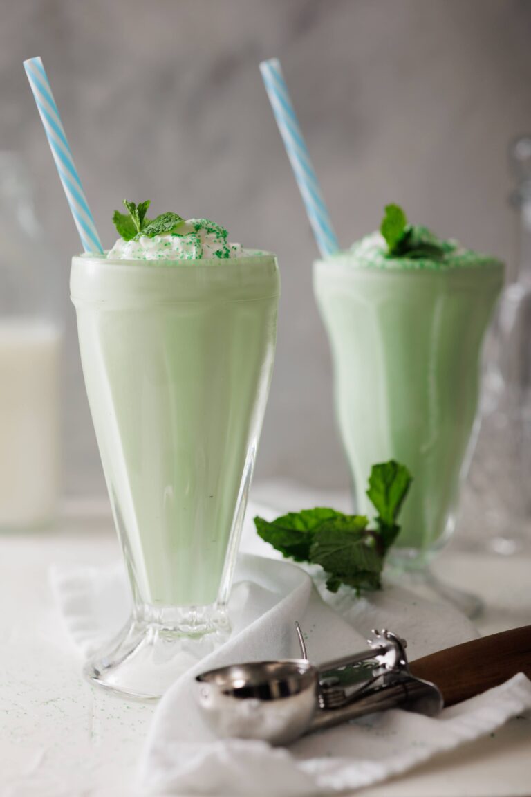 Homemade Shamrock Shake: Because I Like to Make Life Difficult (and Delicious)