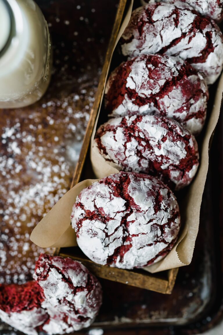 Crinkly, Powdered Sugar Love!