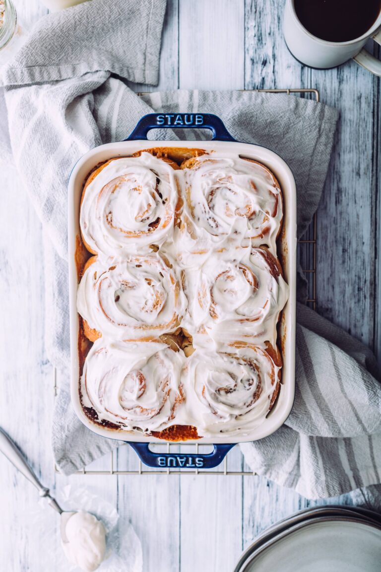 GIANT, SOFT CINNAMON ROLLS (AKA FALL IN A 9×13 PAN)