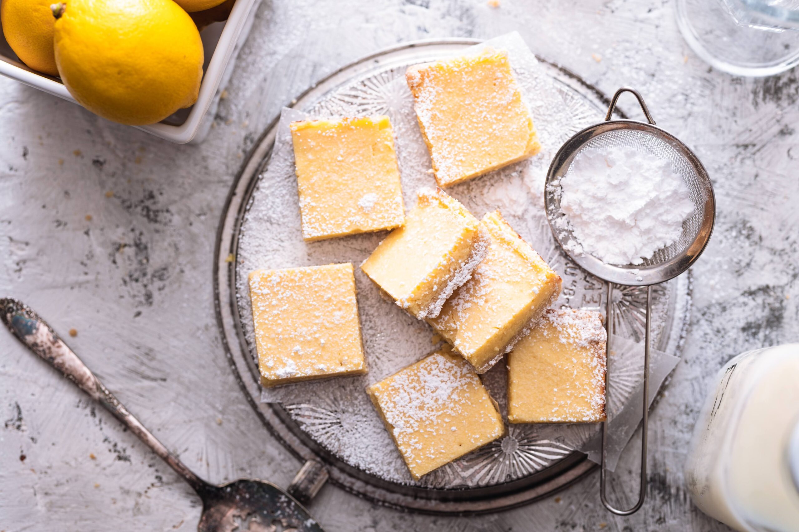 Lemon Bars That Might Just Save Your Spring (Thanks, Martha) Lemon Bars That Might Just Save Your Spring (Thanks, Martha)