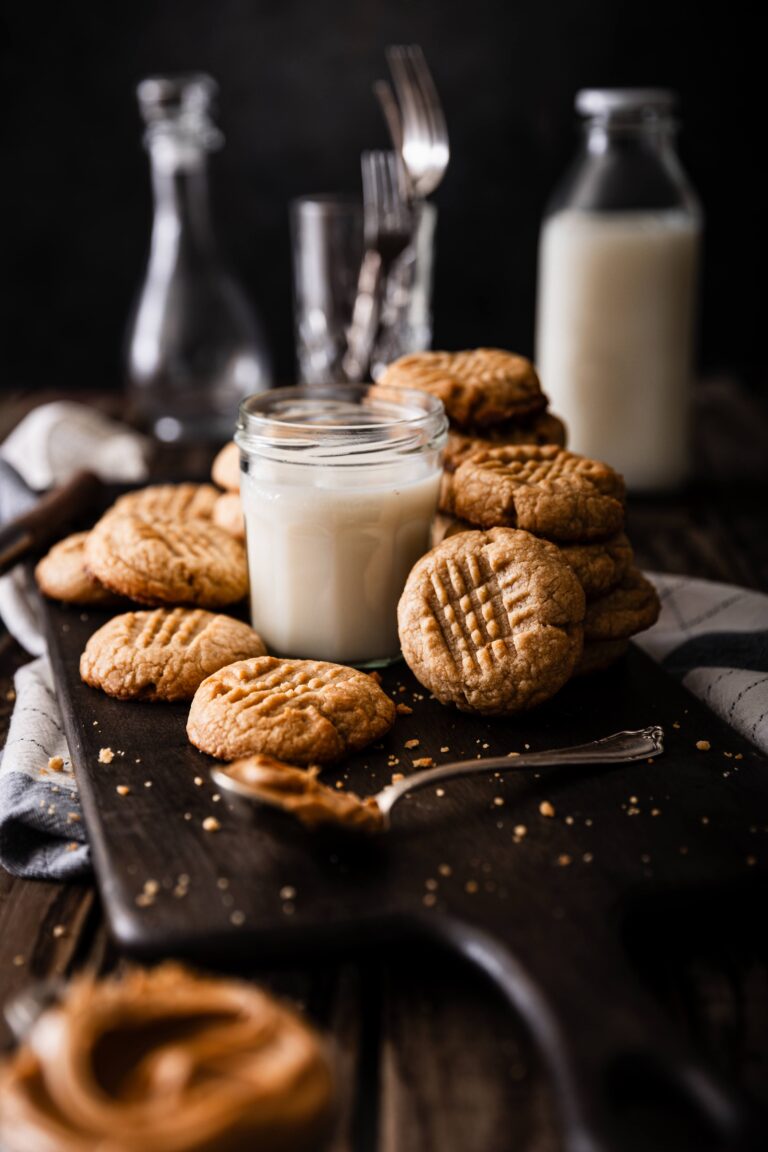 Peanut Butter Cookies and the Betrayal of the Cookie-Hating Masses