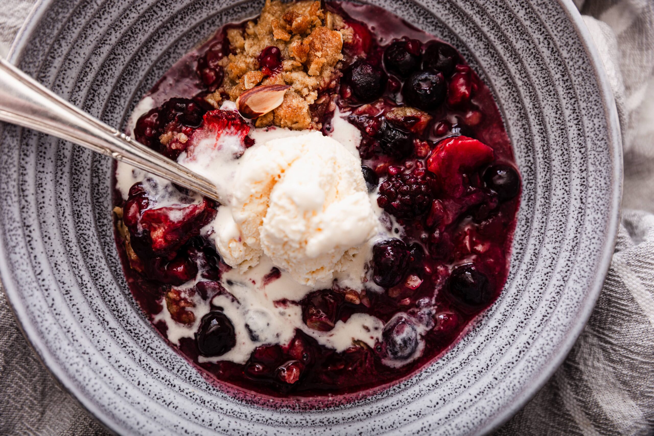Mixed Berry Skillet Crisp: A Denial Dessert Mixed Berry Skillet Crisp: A Denial Dessert