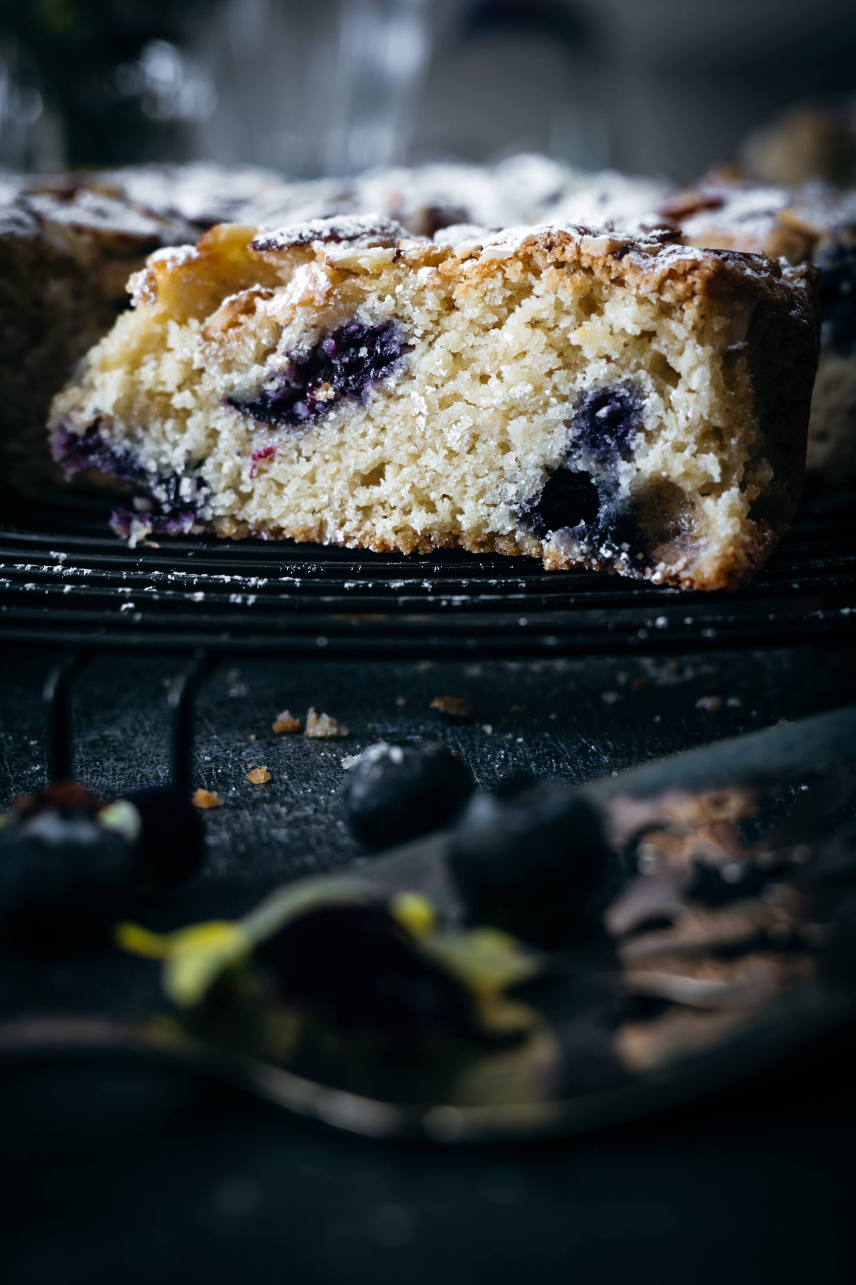Almond Blueberry Snack Cake (But Let’s Be Honest, It’s Cake) Almond Blueberry Snack Cake (But Let’s Be Honest, It’s Cake)
