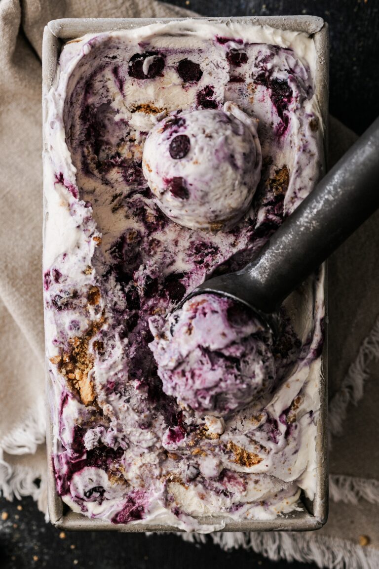 Frosty Friday: No Churn Blueberry Pie Ice Cream That Will Blow Your Mind (and Your Diet)