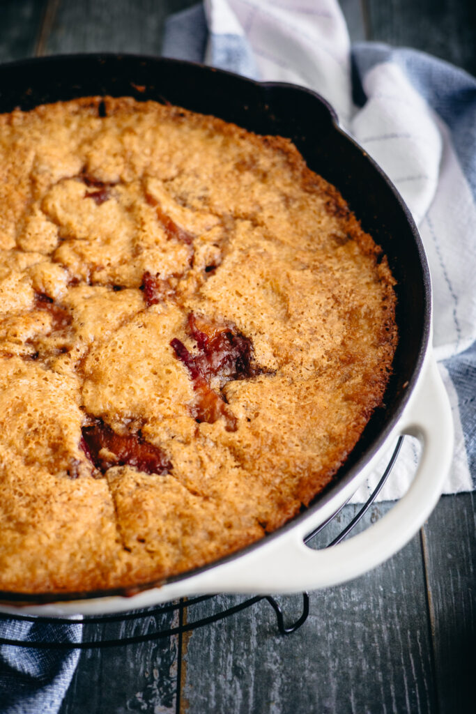 Sourdough Discard Skillet Peach Cobbler