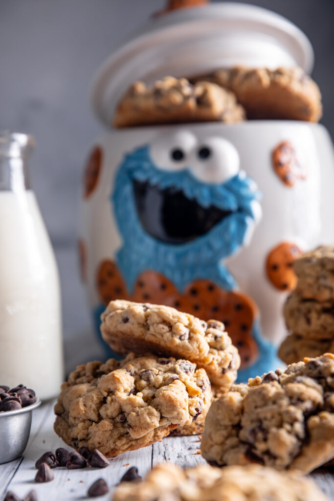Giant NY Bakery Style Chocolate Chip Cookies